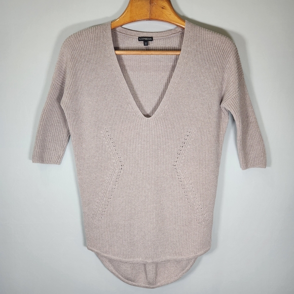 2 For 20 Express Women's V-Neck Sweater - Light Gray 100% Coton - Picture 1 of 11
